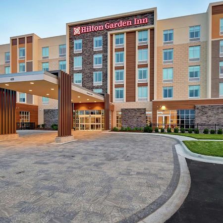 Hilton Garden Inn Lansing West Exterior foto